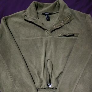 Forever 21 Sweater cropped top